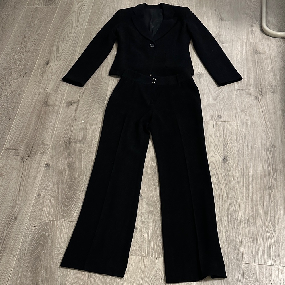 Elegant Black Women's Suit Set